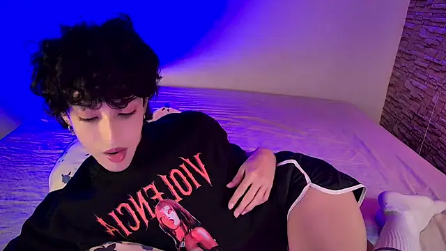 xFemboyToy online show from 06-28-26, 01:33