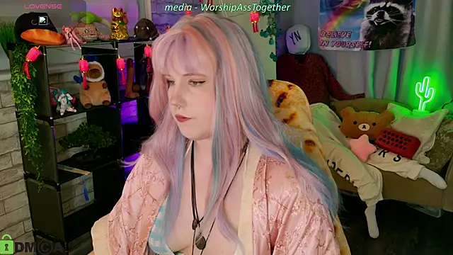 Candy-yeah online show from 07-18-26, 01:10