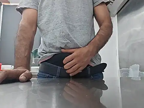 brownskinbull1 online show from 07-17-26, 10:55