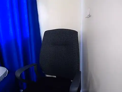Snapshot of KittyyTemptation chatting on 06-30-26, 06:25 KittyyTemptation online show from 06-30-26, 06:25