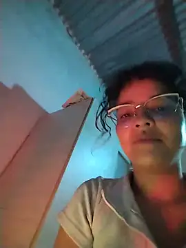 Snapshot of Melissa_Girat chatting on 06-22-26, 02:35 Melissa Girat online show from 06-22-26, 02:35