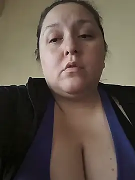 Snapshot of solcurvytriplxx chatting on 06-26-26, 08:13 solcurvytriplxx online show from 06-26-26, 08:13