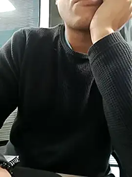 Snapshot of Cristian_es87 chatting on 07-15-26, 12:43 Cristian es87 online show from 07-15-26, 12:43
