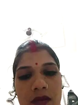 Snapshot of Model-111 chatting on 07-09-26, 01:15 Model-111 online show from 07-09-26, 01:15