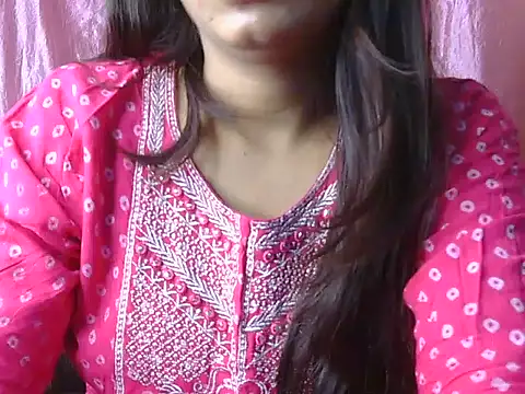 Snapshot of Tanvi-1 chatting on 06-24-26, 05:17 Tanvi-1 online show from 06-24-26, 05:17