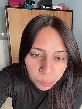 Snapshot of Morena_hot2 chatting on 06-16-26, 05:04 Morena hot2 online show from 06-16-26, 05:04