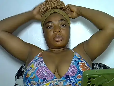 Snapshot of Domina_Empress chatting on 07-25-26, 01:52 Domina Empress online show from 07-25-26, 01:52