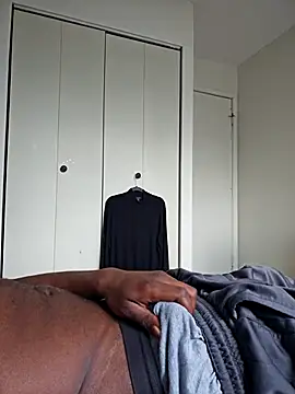 Snapshot of eljefeg718 chatting on 06-27-26, 12:44 eljefeg718 online show from 06-27-26, 12:44