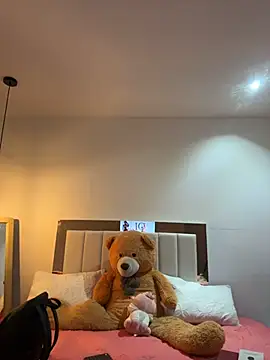 Doll Ivy online show from 08-01-26, 10:30