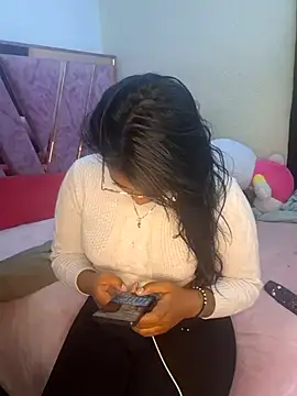 sophiagomezx online show from 07-29-26, 12:42