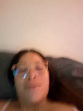 Snapshot of Cindy_kathe chatting on 07-27-26, 03:52 Cindy kathe online show from 07-27-26, 03:52
