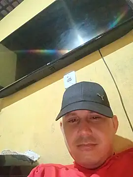 Snapshot of jozf897 chatting on 06-17-26, 03:20 jozf897 online show from 06-17-26, 03:20