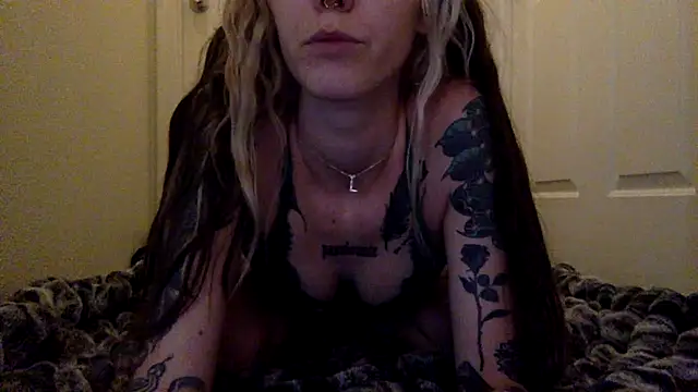 Snapshot of babypeaches2026 chatting on 07-22-26, 06:22 babypeaches2026 online show from 07-22-26, 06:22
