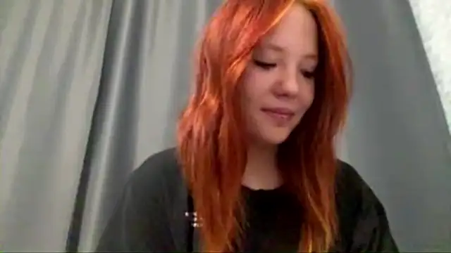 Snapshot of MarielaBradway chatting on 06-18-26, 01:59 MarielaBradway online show from 06-18-26, 01:59