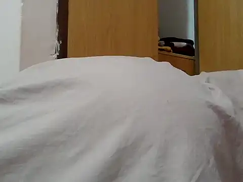 Snapshot of Beauty-Doll2 chatting on 06-29-26, 10:15 Beauty-Doll2 online show from 06-29-26, 10:15
