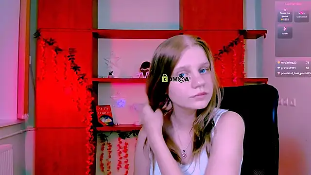 Snapshot of bella_sky11 chatting on 06-27-26, 12:22 bella sky11 online show from 06-27-26, 12:22