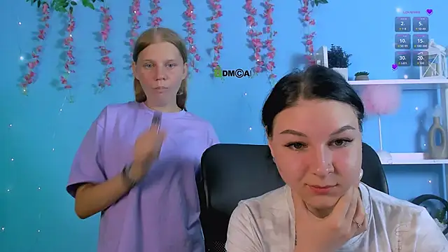 Snapshot of bella_sky11 chatting on 07-09-26, 08:51 bella sky11 online show from 07-09-26, 08:51