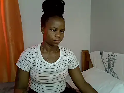 Curvydollyy online show from 06-28-26, 01:50