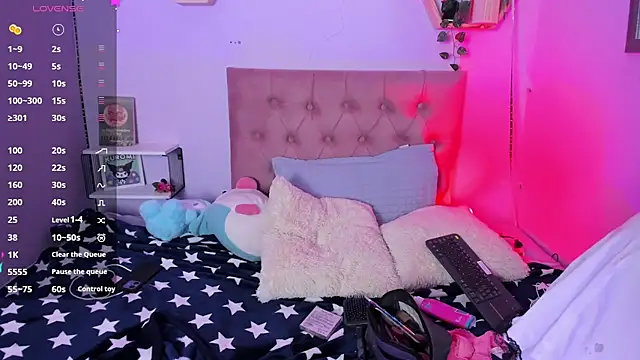Snapshot of Saki_Akanne chatting on 07-12-26, 03:36 Saki Akanne online show from 07-12-26, 03:36