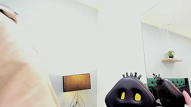 Snapshot of Saki_Akanne chatting on 07-27-26, 02:29 Saki Akanne online show from 07-27-26, 02:29