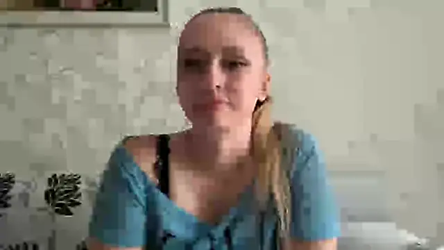 Snapshot of mintchill chatting on 07-04-26, 11:05 mintchill online show from 07-04-26, 11:05