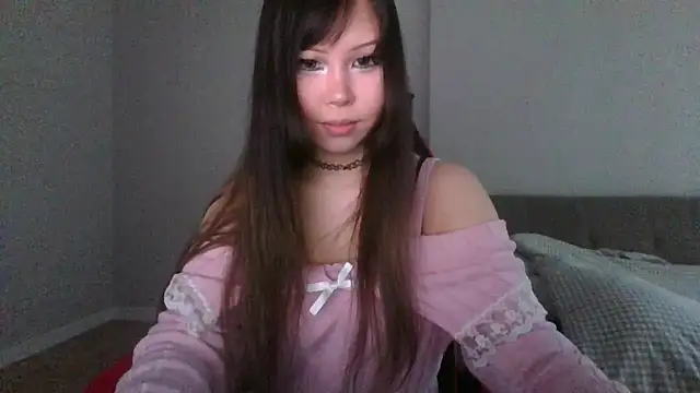Snapshot of MiaSavageQueen chatting on 06-19-26, 01:15 MiaSavageQueen online show from 06-19-26, 01:15