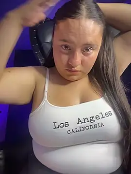 Snapshot of LuisAny chatting on 06-27-26, 07:08 LuisAny online show from 06-27-26, 07:08