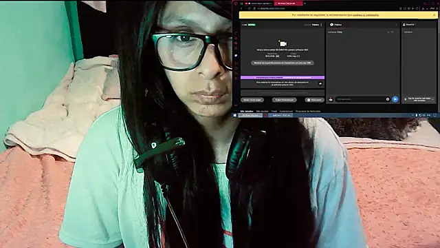 Snapshot of Waifuverse chatting on 07-04-26, 04:18 Waifuverse online show from 07-04-26, 04:18