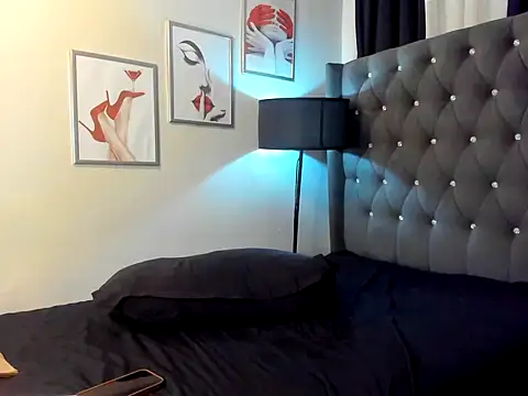 Snapshot of Ashley_Lane28 chatting on 07-11-26, 12:46 Ashley Lane28 online show from 07-11-26, 12:46