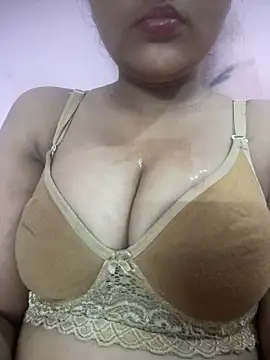 Snapshot of anjali952 chatting on 06-21-26, 08:33 anjali952 online show from 06-21-26, 08:33