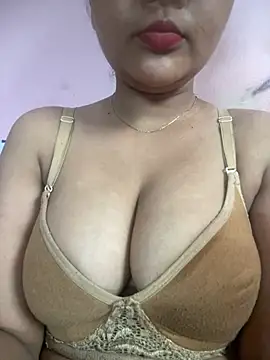 Snapshot of anjali952 chatting on 06-30-26, 01:17 anjali952 online show from 06-30-26, 01:17