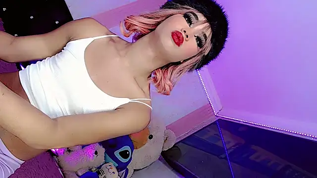 HeidiVanessa online show from 07-20-26, 01:02