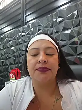 Snapshot of Catalinaa__dss chatting on 07-28-26, 06:20 Catalinaa dss online show from 07-28-26, 06:20