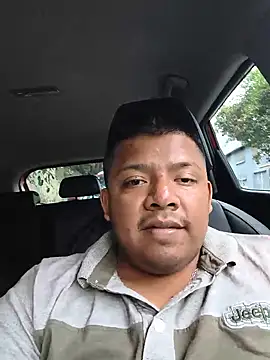 Snapshot of miguel990106 chatting on 06-18-26, 11:20 miguel990106 online show from 06-18-26, 11:20