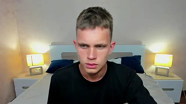 m0neyken online show from 06-24-26, 01:37
