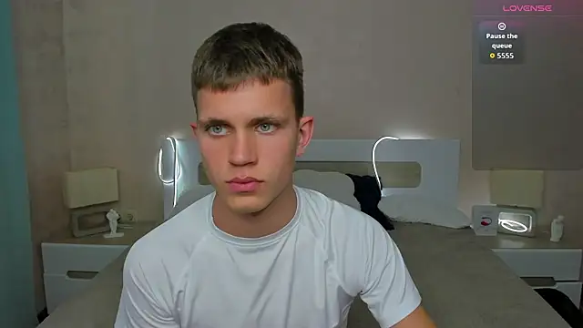 m0neyken online show from 07-13-26, 07:11
