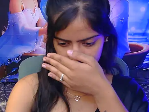 Snapshot of Ruchi-19 chatting on 07-22-26, 06:43 Ruchi-19 online show from 07-22-26, 06:43