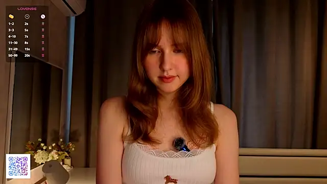 Snapshot of SunnySikarskie chatting on 07-19-26, 04:05 SunnySikarskie online show from 07-19-26, 04:05