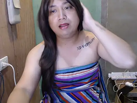 Snapshot of tapal_queen chatting on 06-27-26, 02:49 tapal queen online show from 06-27-26, 02:49