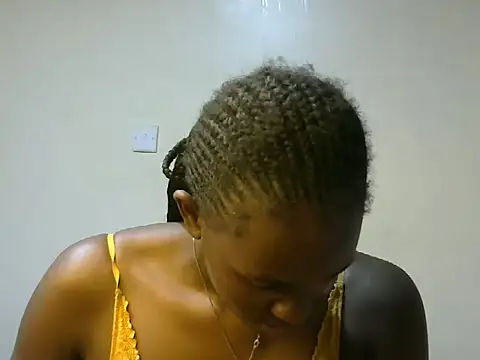 Snapshot of shypretty chatting on 06-24-26, 09:36 shypretty online show from 06-24-26, 09:36