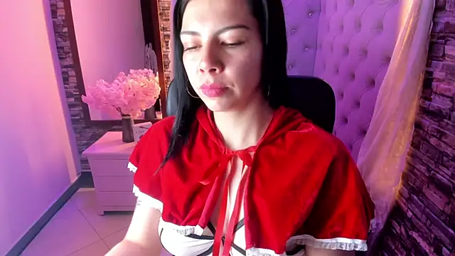 Chloe Crysstal online show from 07-16-26, 11:38