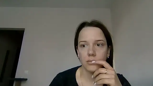 Snapshot of Nivella chatting on 06-22-26, 12:02 Nivella online show from 06-22-26, 12:02