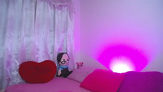 Stanlyy1 online show from 06-26-26, 04:06
