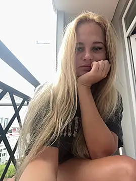 Snapshot of Ketiey chatting on 08-01-26, 10:25 Ketiey online show from 08-01-26, 10:25
