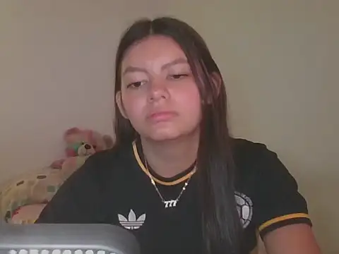 Snapshot of sophie_andradee_ chatting on 06-23-26, 09:02 sophie andradee online show from 06-23-26, 09:02