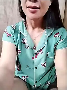 Snapshot of Myy_sexy chatting on 07-16-26, 01:00 Myy sexy online show from 07-16-26, 01:00