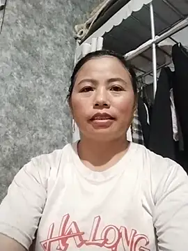 Snapshot of whatmes chatting on 06-20-26, 05:32 whatmes online show from 06-20-26, 05:32