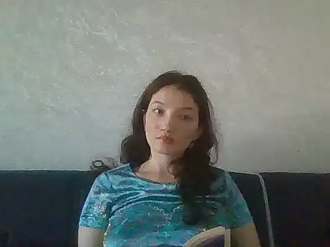 Snapshot of Calenyagi chatting on 07-09-26, 02:32 Calenyagi online show from 07-09-26, 02:32