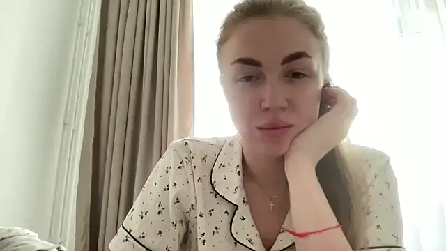 Corinnebi online show from 08-01-26, 03:11