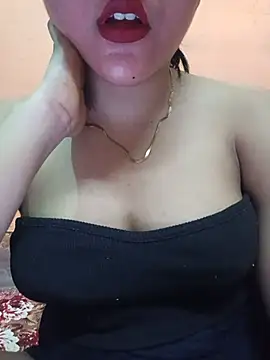 Snapshot of Jiyaa9 chatting on 07-01-26, 01:18 Jiyaa9 online show from 07-01-26, 01:18